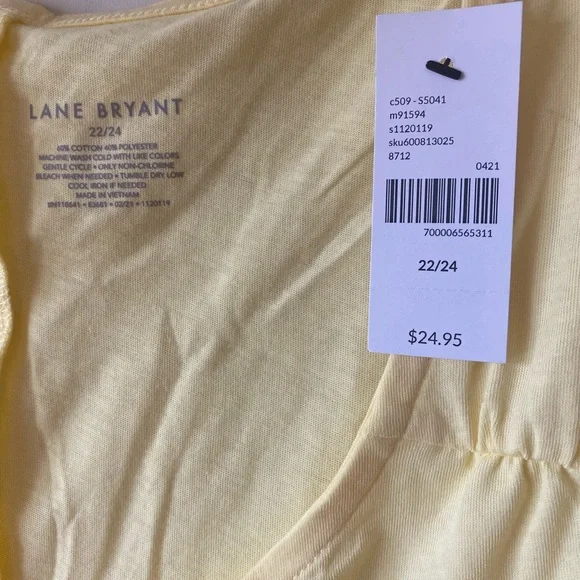 NWT Lane Bryant gathered shoulder Vneck tank 22/24 - Picture 4 of 5